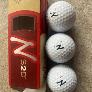 Taylor Made Noodle S2D Supreme Distance 3 Pack Golf Balls NEW